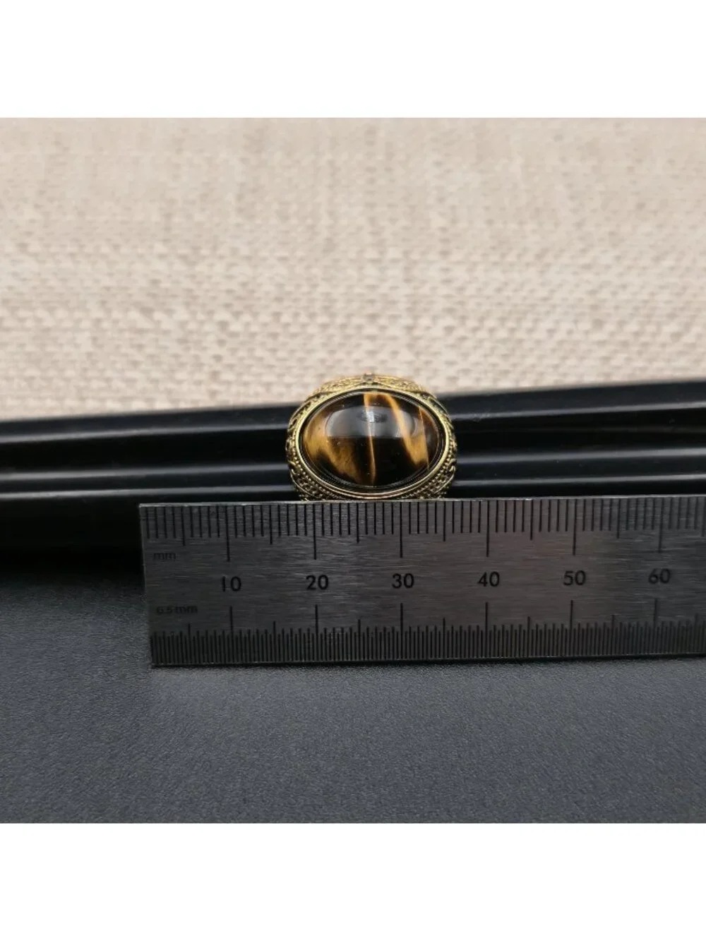 Size 10 Vintage Tigers Eye Stone Ring - Ornate Floral Accent Band A8107